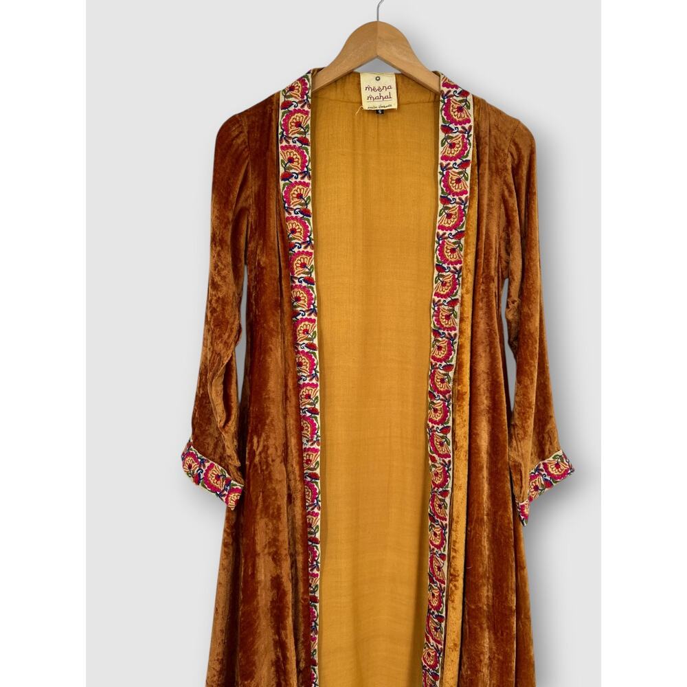 Meena Mahal Poetic Threads Velvet Duster Coat Embroidered Floral Trim Kimono - Picture 8 of 8